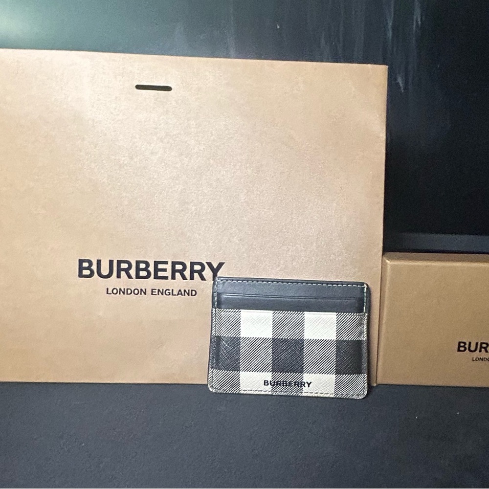 Burberry Black and White Key Card Holder